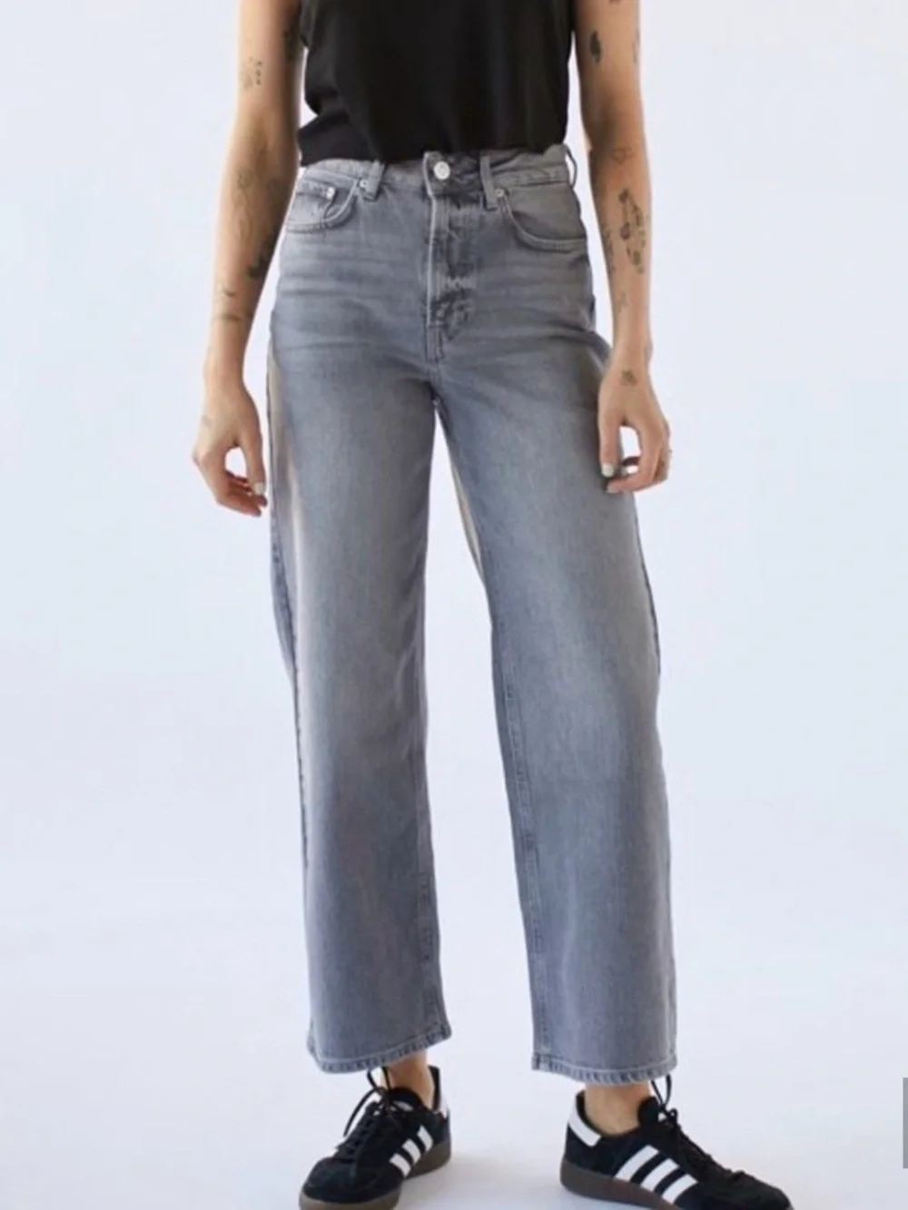 BDG High & Wide‎ Leg Jeans Size 27 Light Wash Denim